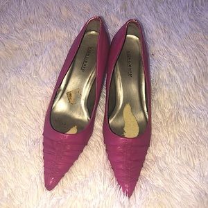 Retro Y2K does 50’s- Barbiecore pink - pointed toe 3” heels- Hilights - 7wide